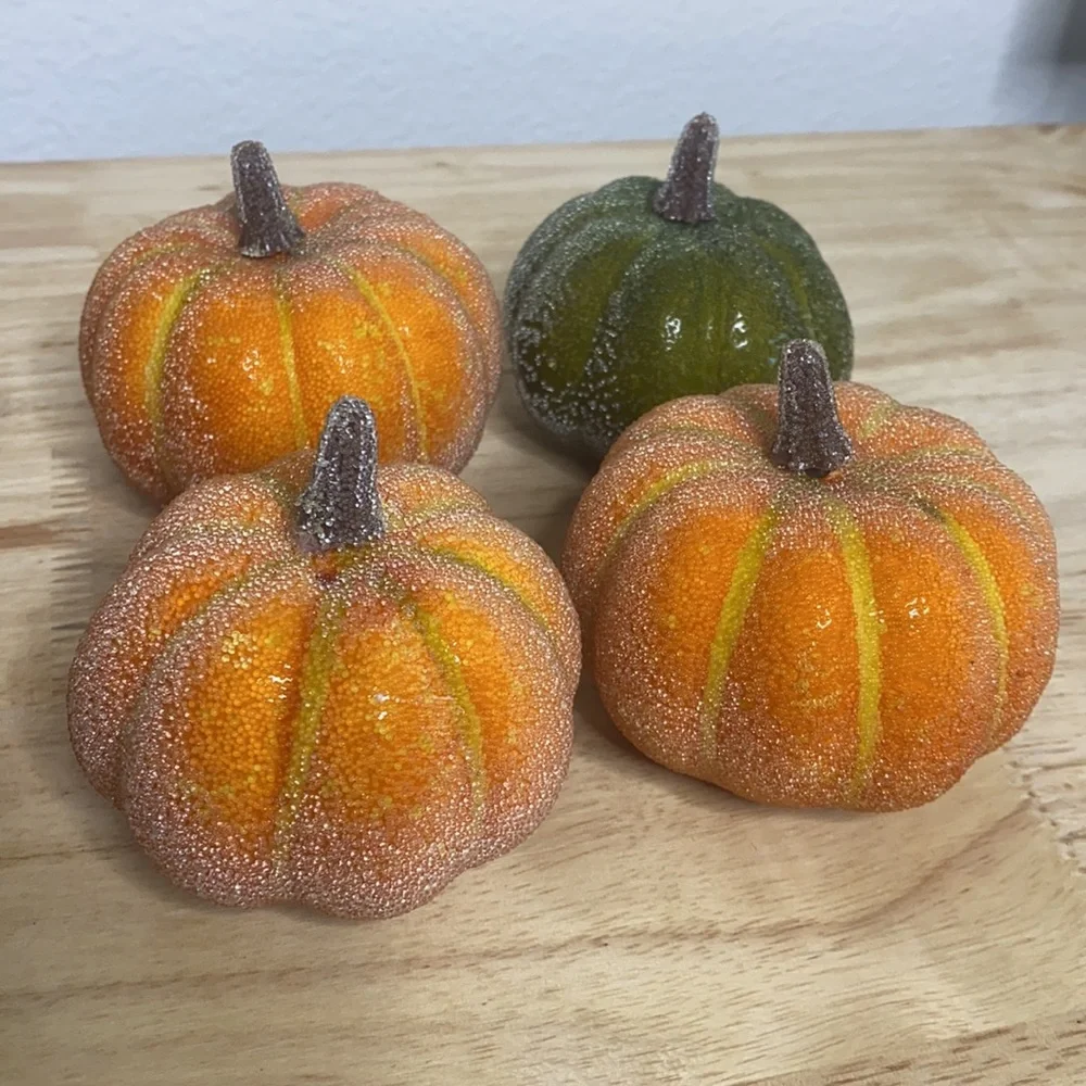 Sonoma mini pumpkins
